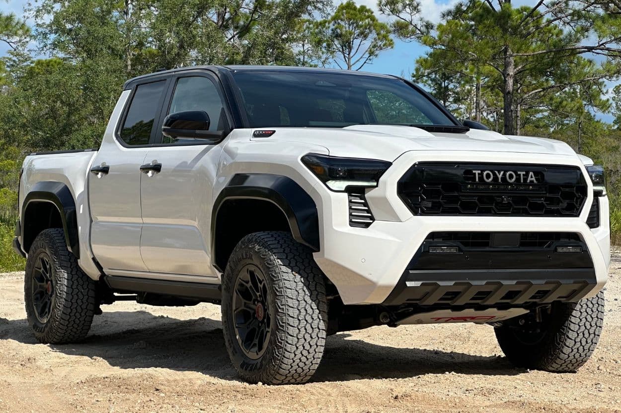 Toyota Tacoma Garage